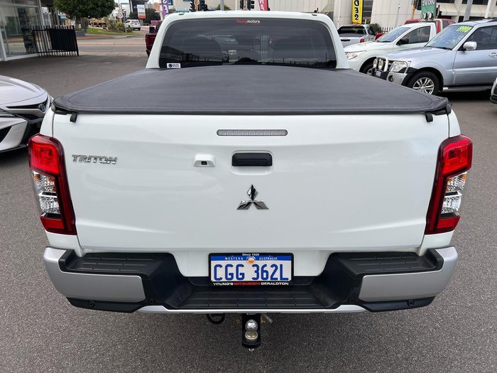 2023 Mitsubishi Triton GLX+