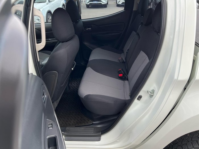 2023 Mitsubishi Triton GLX+