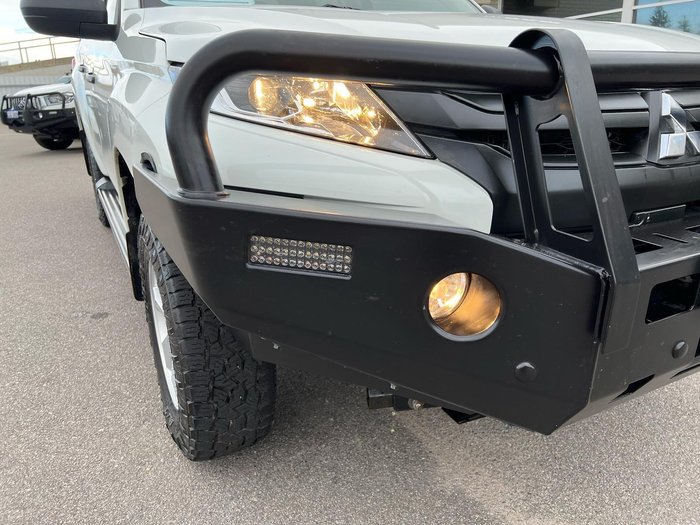 2023 Mitsubishi Triton GLX+