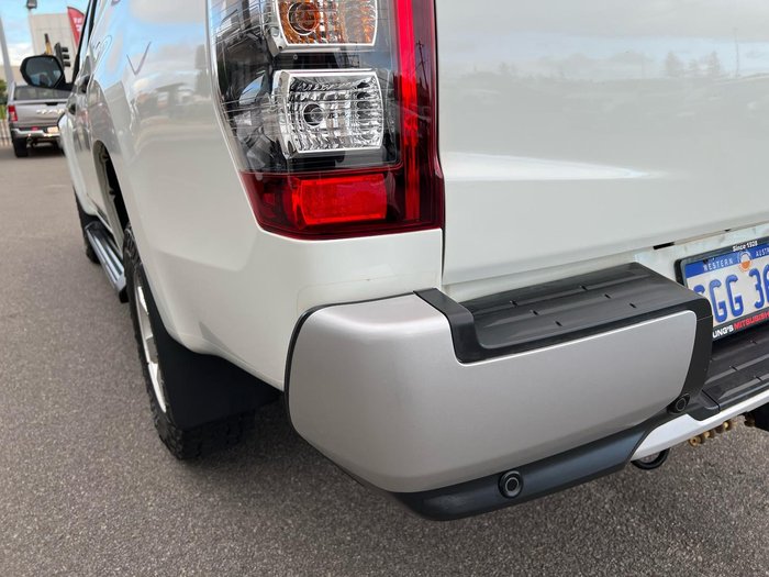 2023 Mitsubishi Triton GLX+