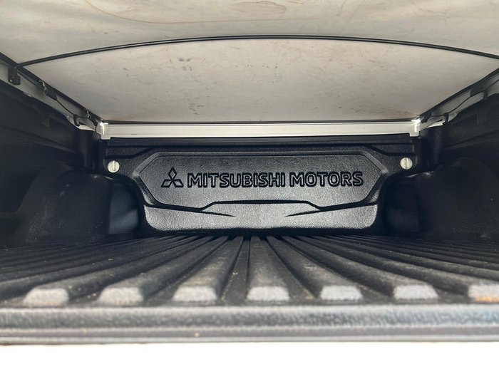2023 Mitsubishi Triton GLX+