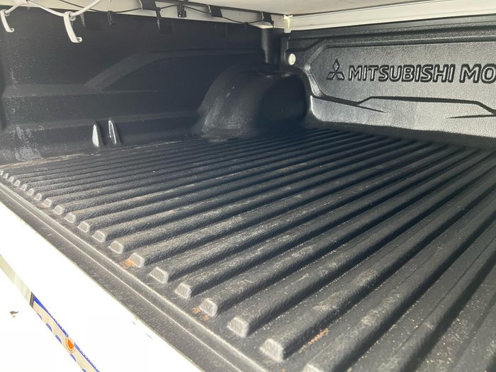 2023 Mitsubishi Triton GLX+