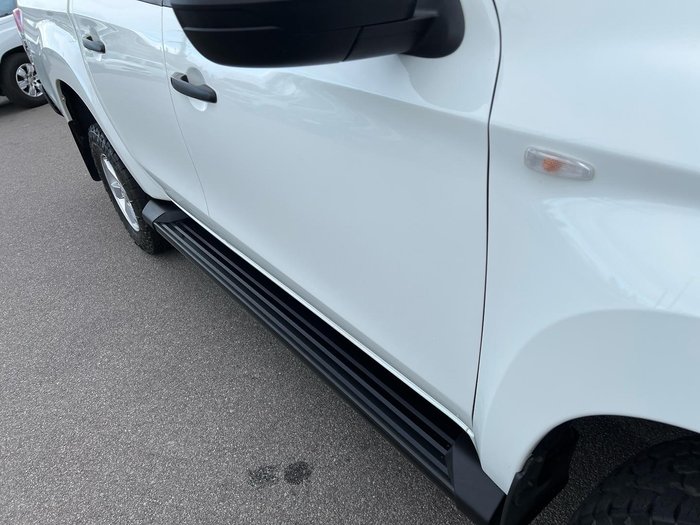 2023 Mitsubishi Triton GLX+