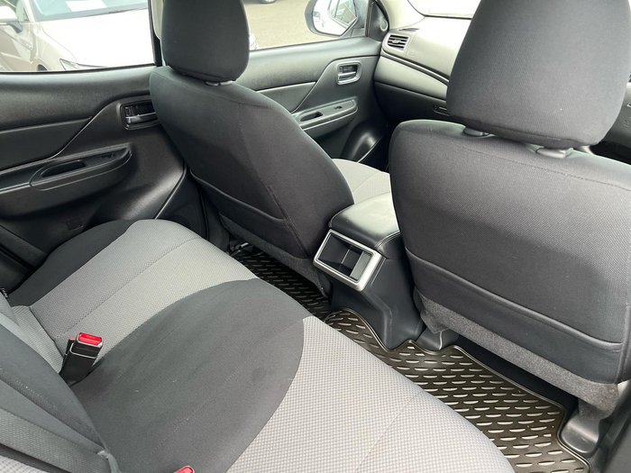 2023 Mitsubishi Triton GLX+
