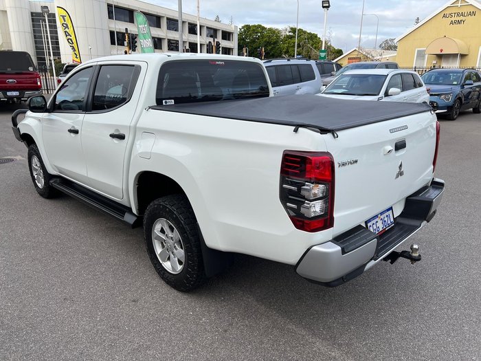 2023 Mitsubishi Triton GLX+