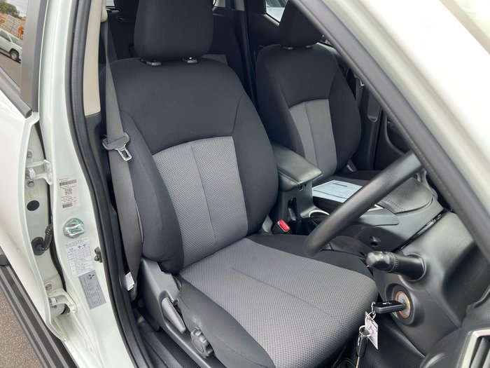 2023 Mitsubishi Triton GLX+