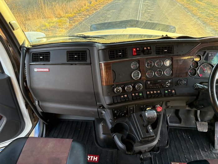2017 Kenworth T610 Series T610SAR