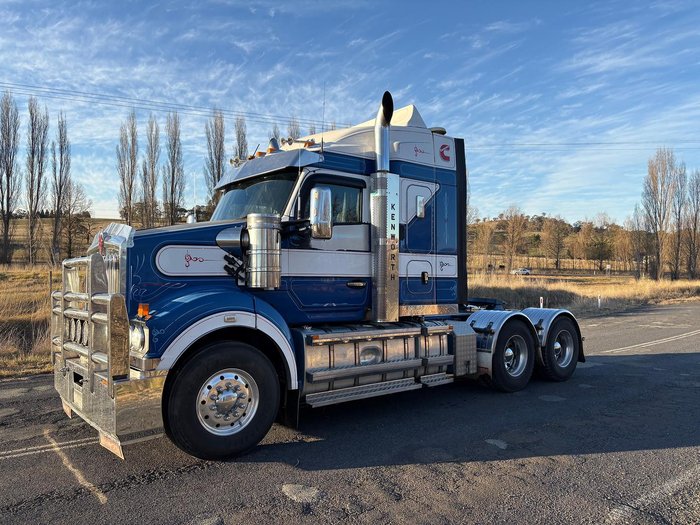 2017 Kenworth T610 Series T610SAR