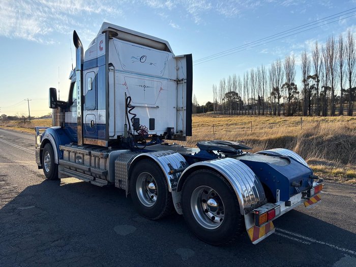 2017 Kenworth T610 Series T610SAR