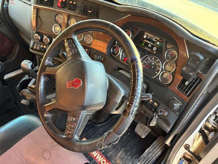 2017 Kenworth T610 Series T610SAR