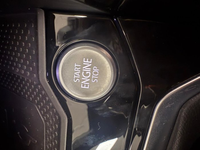 2025 Volkswagen T-Roc 140TSI R-Line