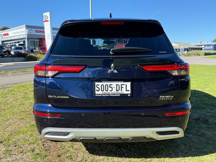 2025 Mitsubishi Outlander PHEV Exceed
