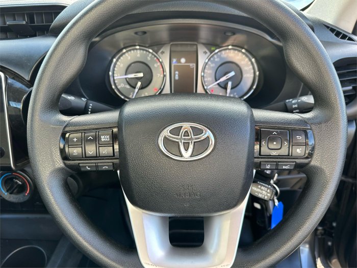 2021 TOYOTA HILUX WORKMATE
