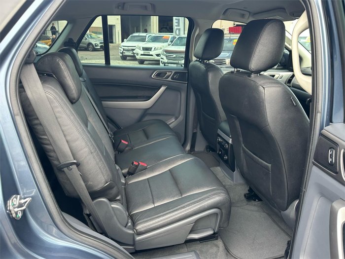 2016 FORD EVEREST TREND