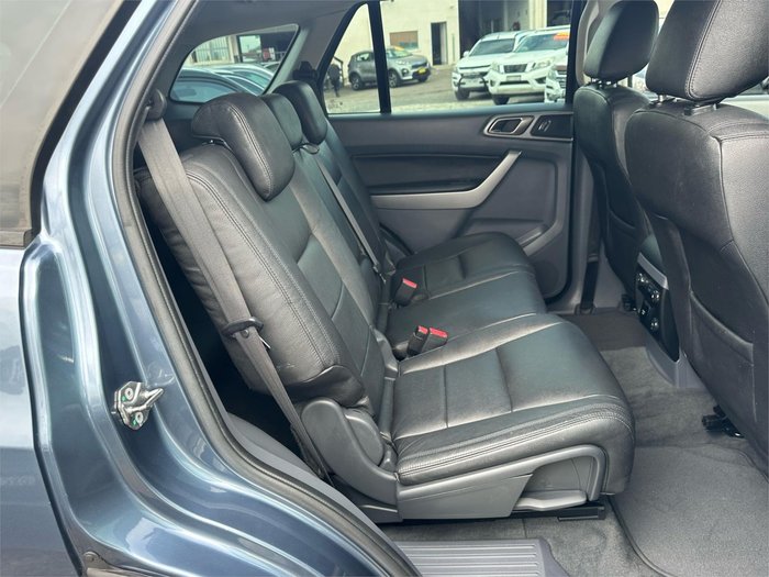 2016 FORD EVEREST TREND
