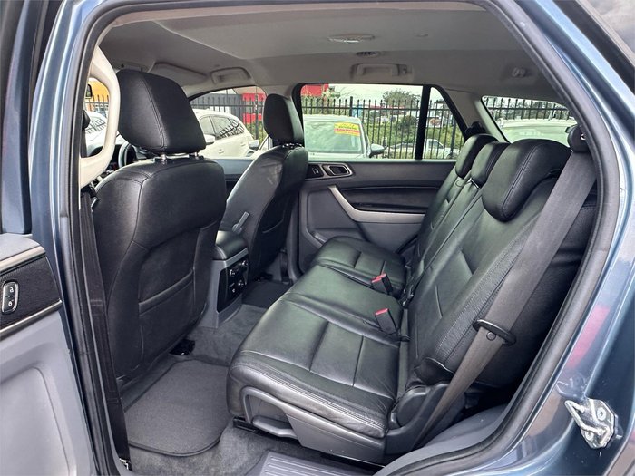 2016 FORD EVEREST TREND