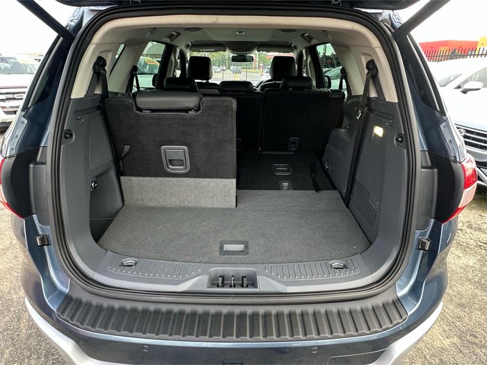 2016 FORD EVEREST TREND