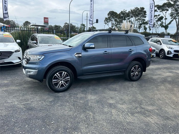 2016 FORD EVEREST TREND