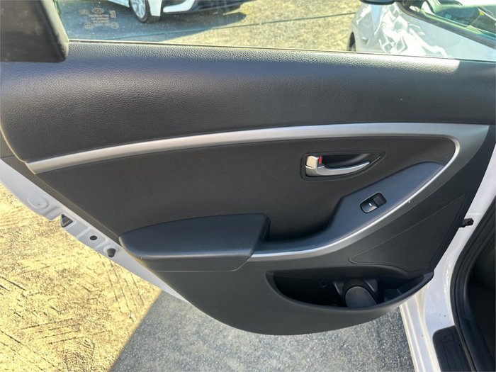 2016 HYUNDAI i30 ACTIVE