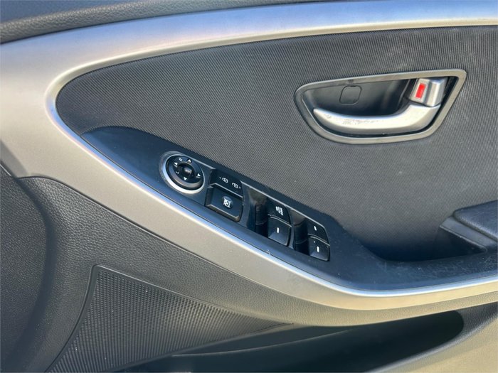 2016 HYUNDAI i30 ACTIVE