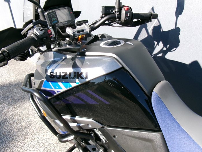 2021 Suzuki V-STROM 1050XT (DL1050RC) Black