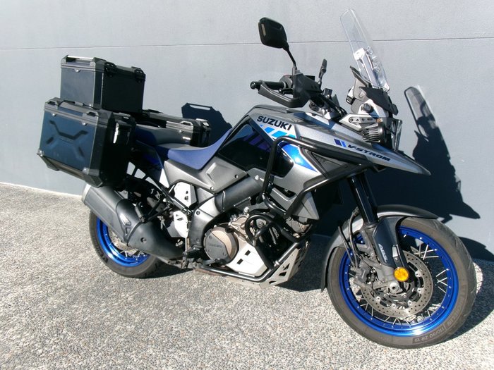 2021 Suzuki V-STROM 1050XT (DL1050RC) Black