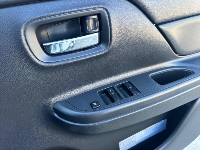 2019 MITSUBISHI TRITON GLX PLUS (4x4)