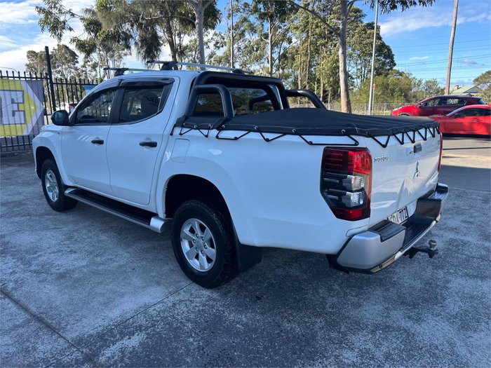 2019 MITSUBISHI TRITON GLX PLUS (4x4)