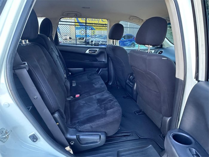 2016 NISSAN PATHFINDER ST (4x2)