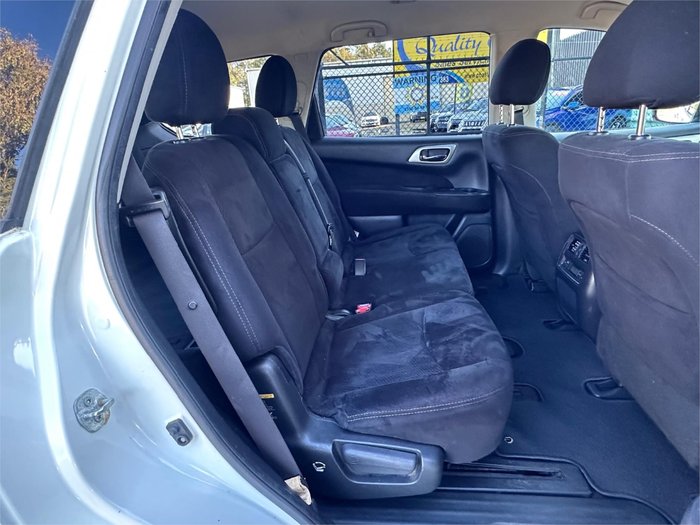 2016 NISSAN PATHFINDER ST (4x2)