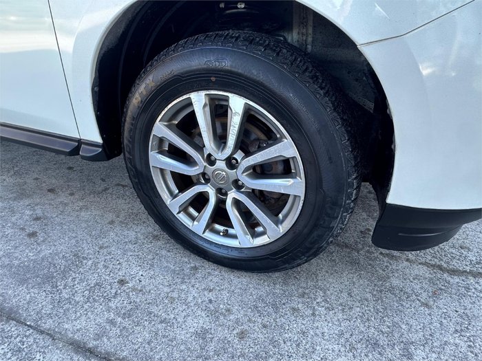 2016 NISSAN PATHFINDER ST (4x2)