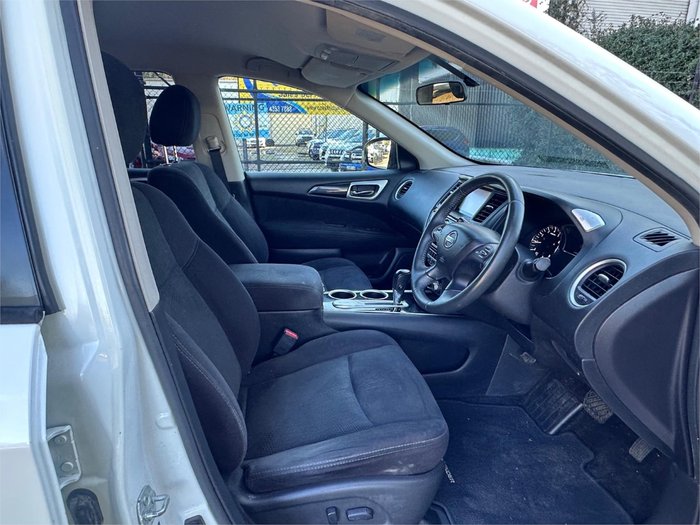 2016 NISSAN PATHFINDER ST (4x2)