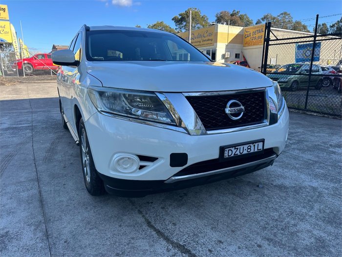 2016 NISSAN PATHFINDER ST (4x2)