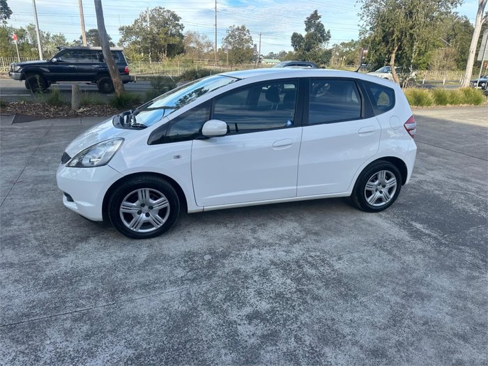 2010 HONDA JAZZ VTi