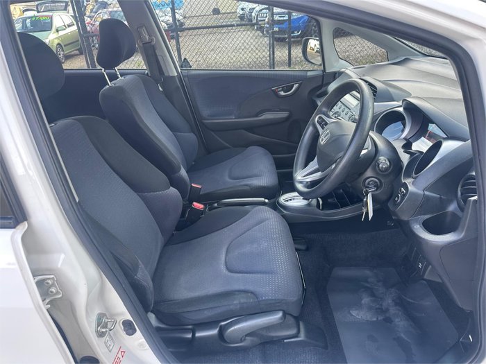2010 HONDA JAZZ VTi