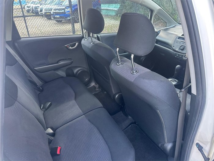 2010 HONDA JAZZ VTi