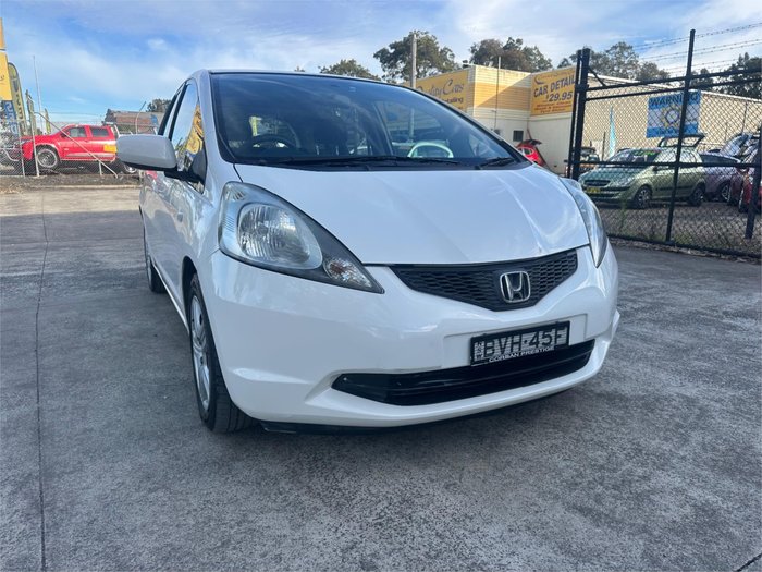 2010 HONDA JAZZ VTi