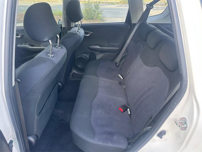 2010 HONDA JAZZ VTi