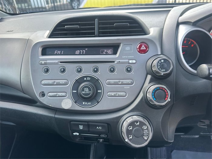 2010 HONDA JAZZ VTi