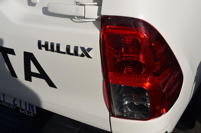 2016 Toyota Hilux Workmate