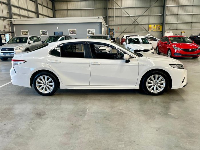 2020 Toyota Camry Ascent Sport AXVH71R Glacier White