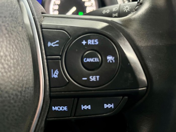 2020 Toyota Camry Ascent Sport AXVH71R Glacier White