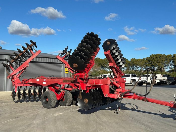 0 TATU GCRO 7010 7.2m 56 Plate Offset Disct Disc Folding USED RED
