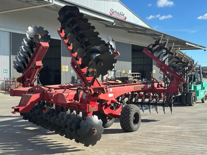 0 TATU GCRO 7010 7.2m 56 Plate Offset Disct Disc Folding USED RED