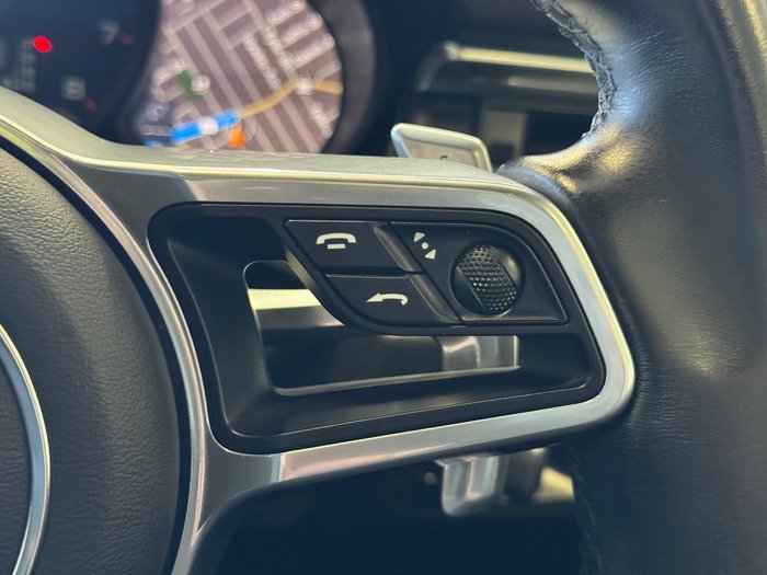 2021 Porsche Macan