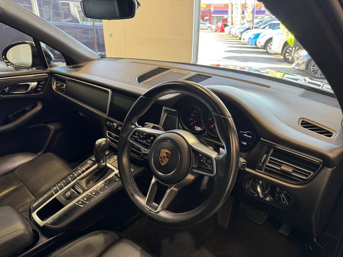 2021 Porsche Macan