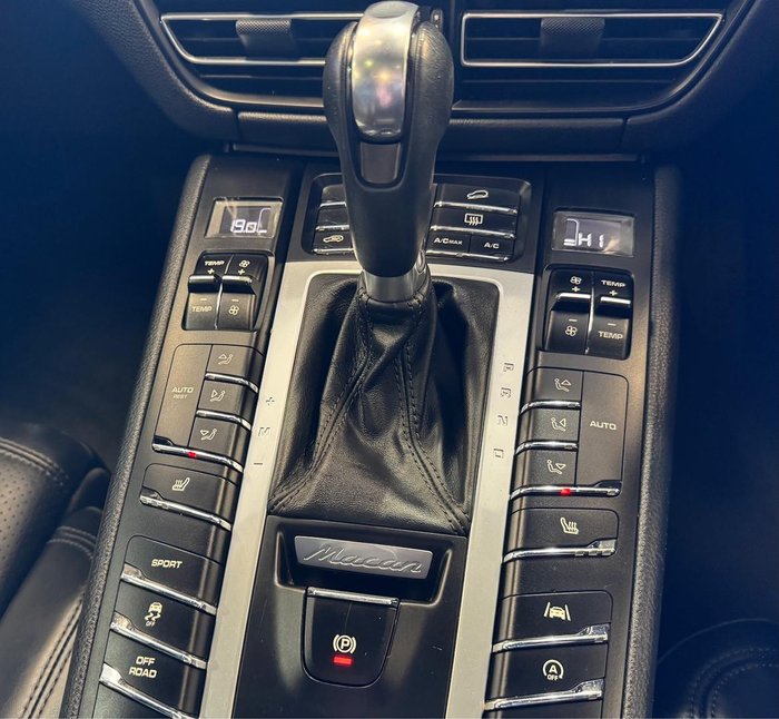 2021 Porsche Macan