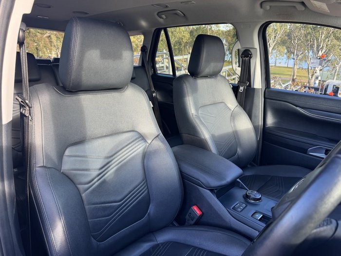 2022 Ford Everest Trend