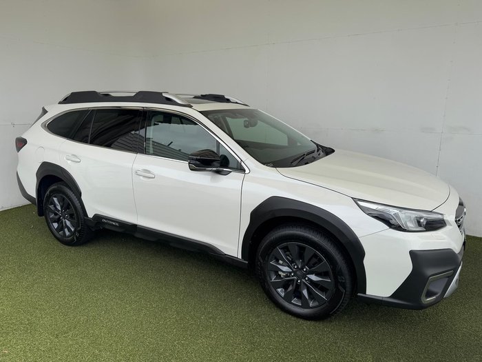 2025 Subaru Outback AWD Touring XT