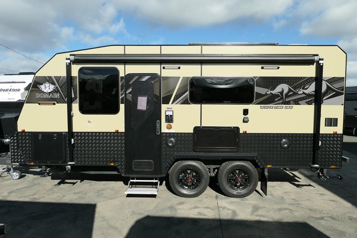 2025 Domain Whiteline